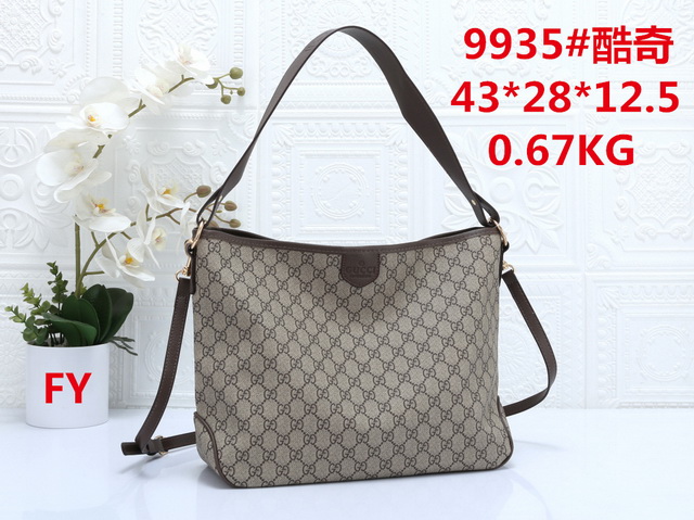 GUCCl Handbags 207